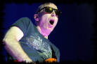 joesatriani_birminghamsymphonyhall_2010_7_thumb.jpg